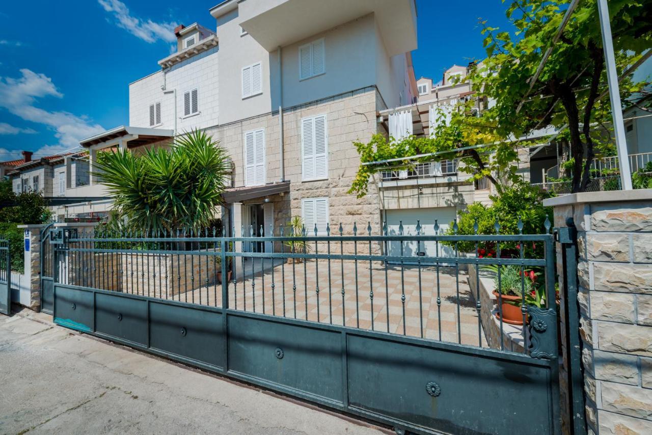 Niko'S Charming Apartment With Free Parking Dubrovník Exteriér fotografie
